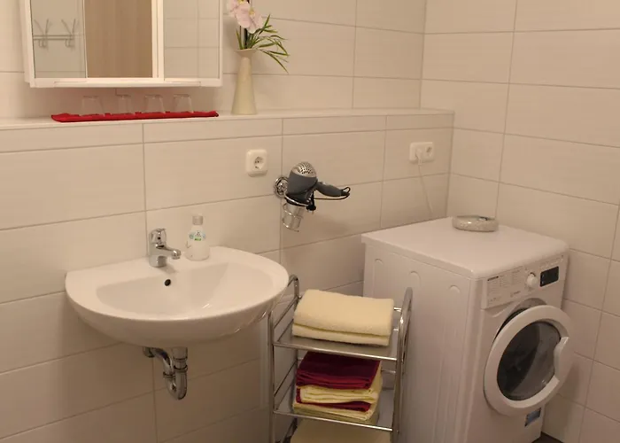 Severin Apartments Severin